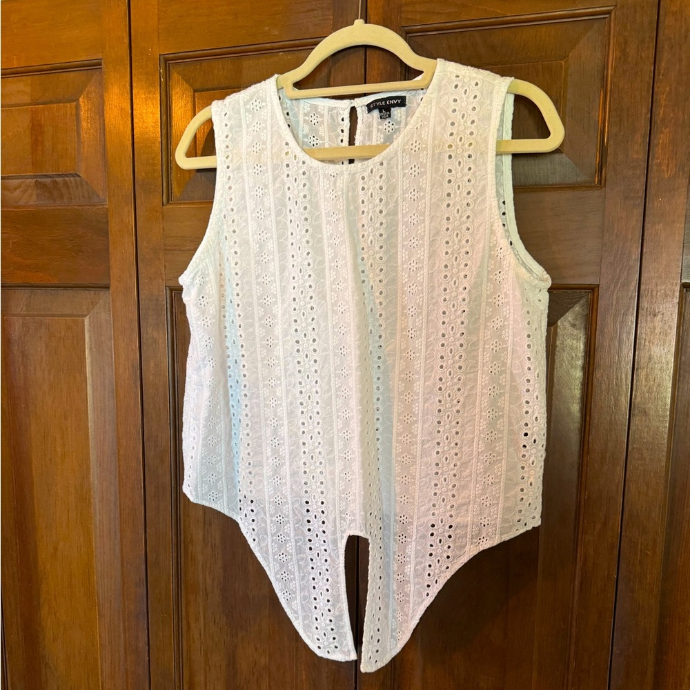 Sleeveless eyelet top